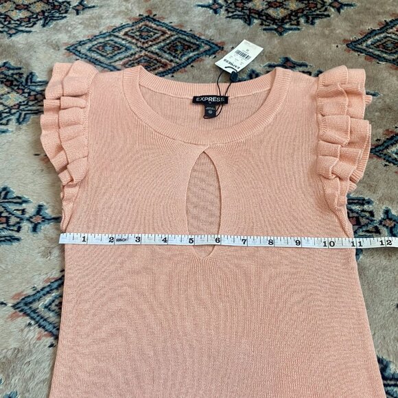 *NWT* Blush Pink Keyhole Neck Sleeveless Knit Semi-Crop Sweater Top - Size XS - Picture 8 of 16